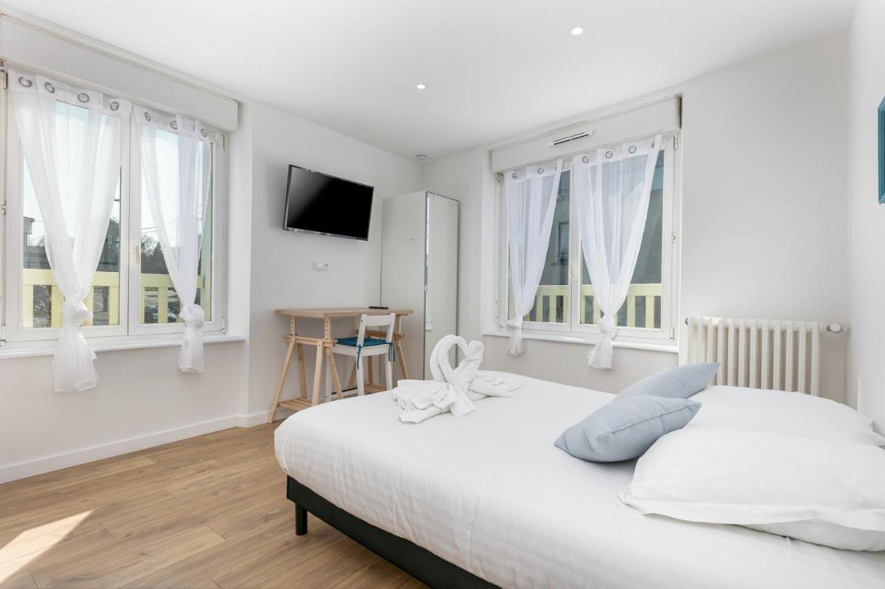 La Recouvrance : Chambre Spacieuse Avec Sdb Privative, Cuisine Et Salon Partages, Terrasse, Proche Facs Et Centre ブレスト エクステリア 写真